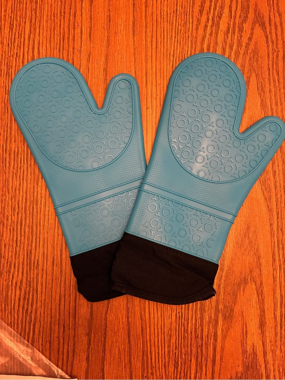 Blue Silicone Oven Mitts with Black Cuffs - Kitchen Heat Resistant Gloves